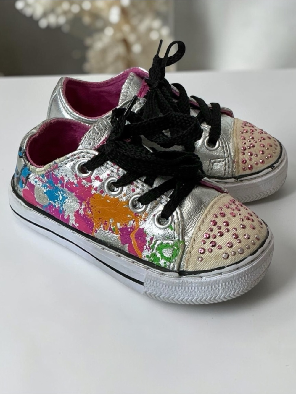 Air Walk Toddler Lo Glam Kicks Sneakers Size 5 1/2 M